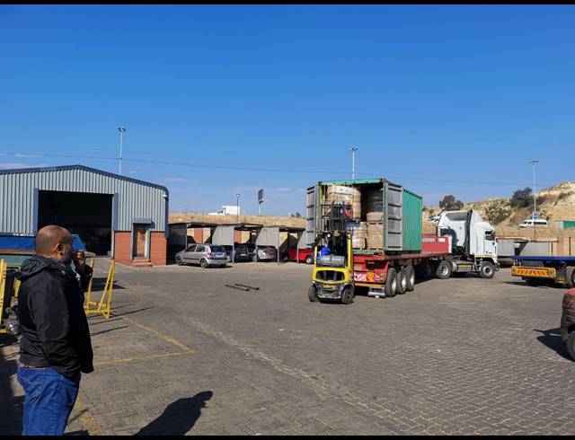 4,575M² WAREHOUSE FOR SALE IN DENVER